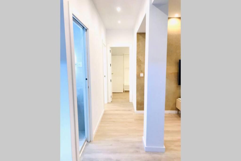 Andalucia I & Balcony By Ele Apartments Malaga Ngoại thất bức ảnh